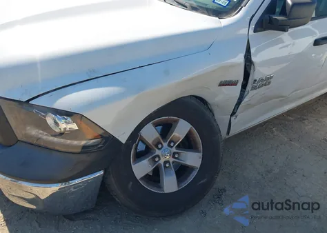 2018 Ram 1500 Tradesman 4X2 5'7 Box from USA, damaged, VIN 3C6RR6KT9JG143363